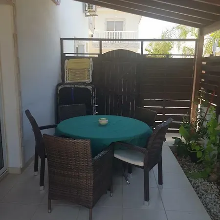 Mimale Villa *